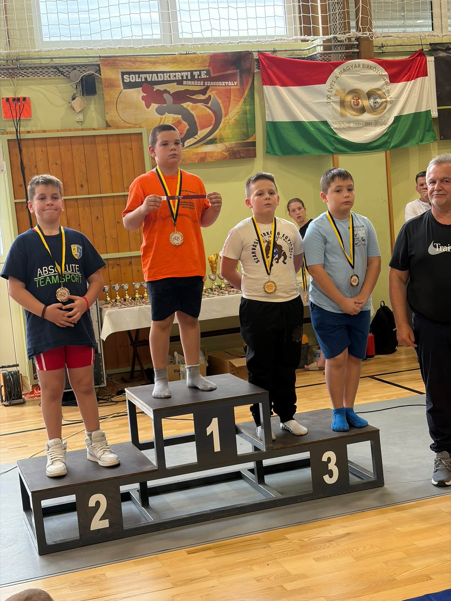 Négy érmet szereztek U13-as birkózóink Soltvadkerten – 2. versenyfotó nagyítása